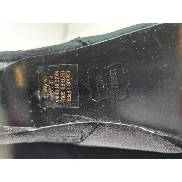 Unlisted By Kenneth Cole Boots Womens Size 9M Ankle Bootie Black - Picture 3 of 9